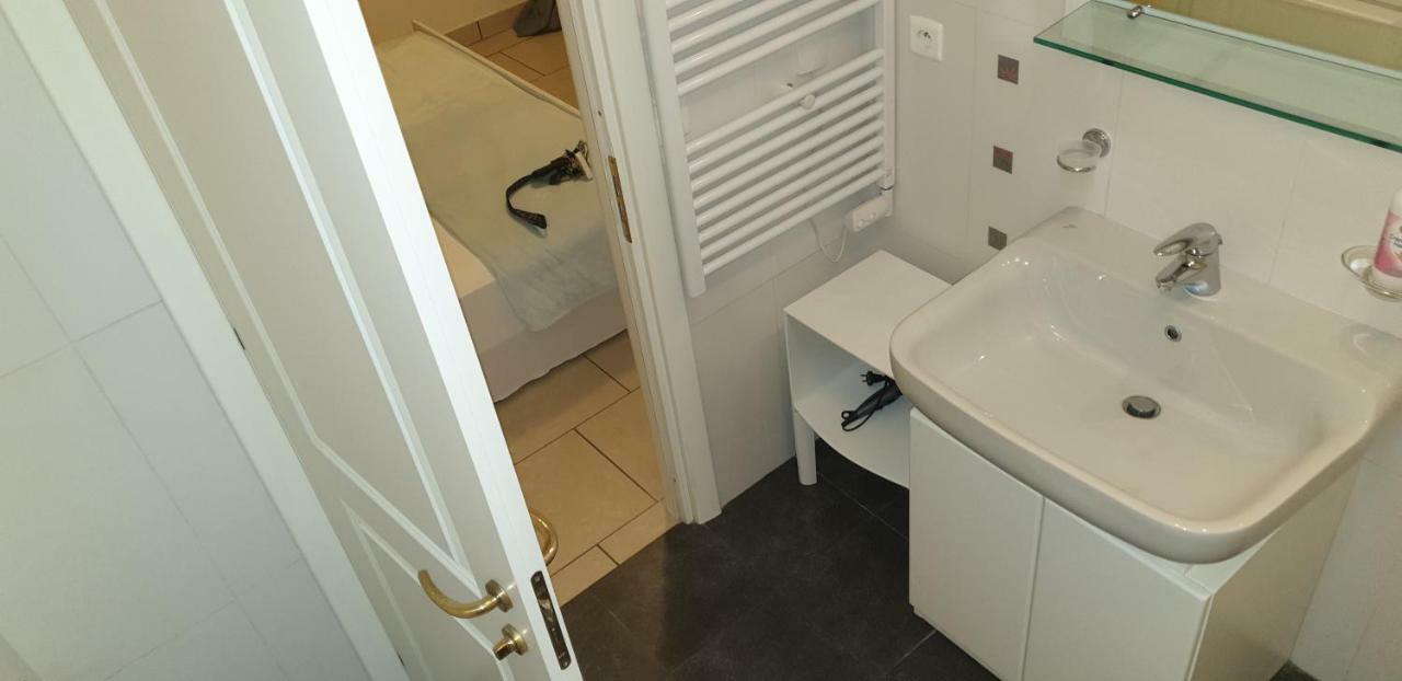 Appartement Au Chateau Vallaya Menton Buitenkant foto